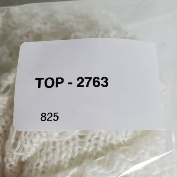 Maurices Women’s Sleeveless Knit Cardigan Vest White Open Front Size L - Picture 7 of 7